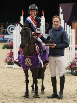 Amy Morris wins the 128cm Championship at Horse of the Year Show Amy Morris wins the 128cm Championship at Horse of the Year Show